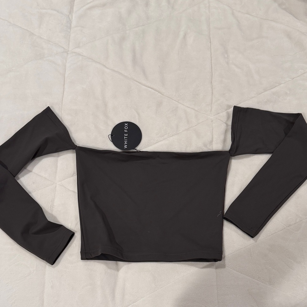 White Fox Boutique Black Off-Shoulder Crop Top